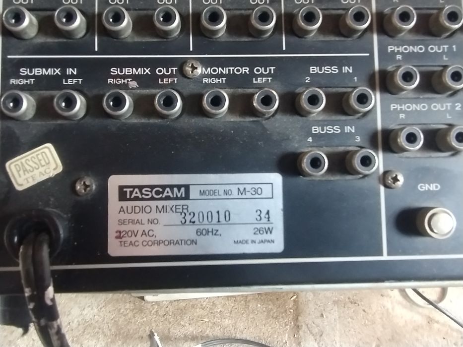Vand statie Tascam M30 funcțională si amplificator k+h telewat e120