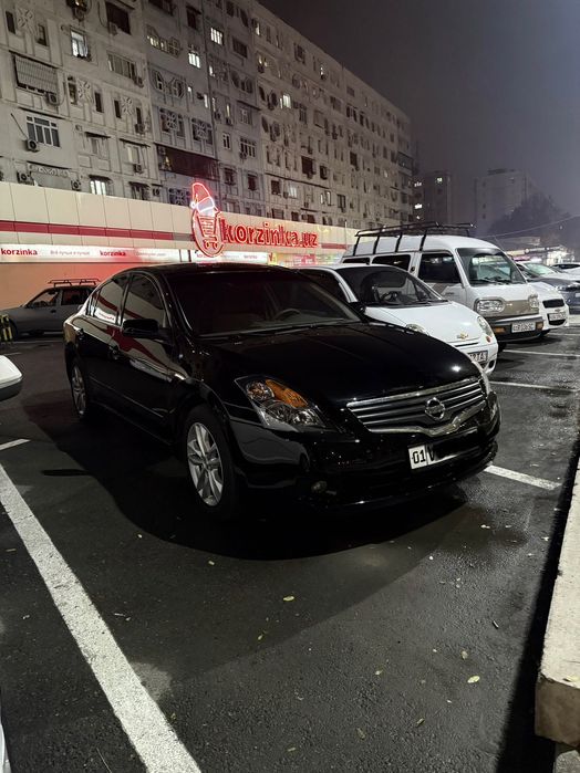 Аренда выкуп йоки нахт Nissan Altima 2008