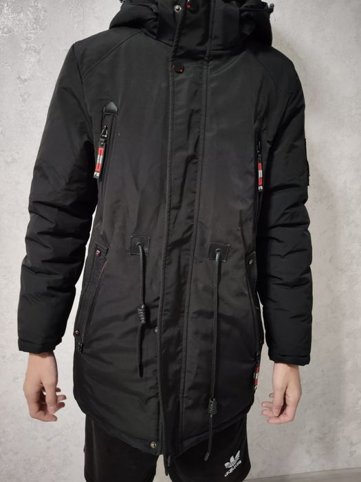 Продам зимнюю куртку