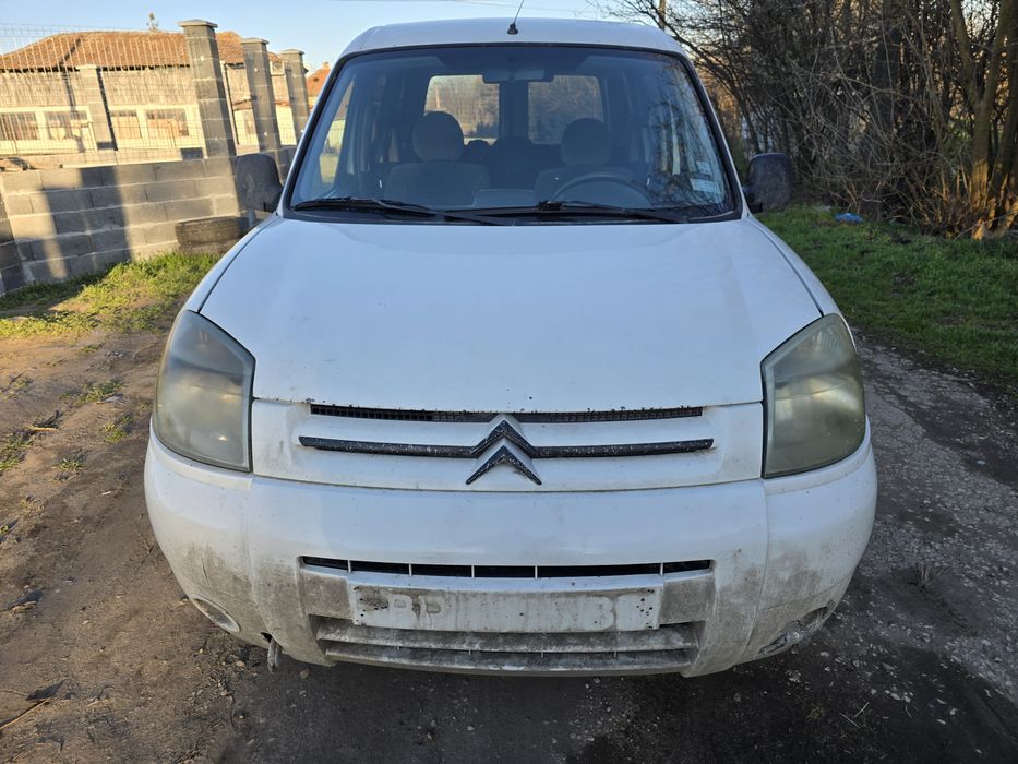 Продавам цитровн берлинло на части