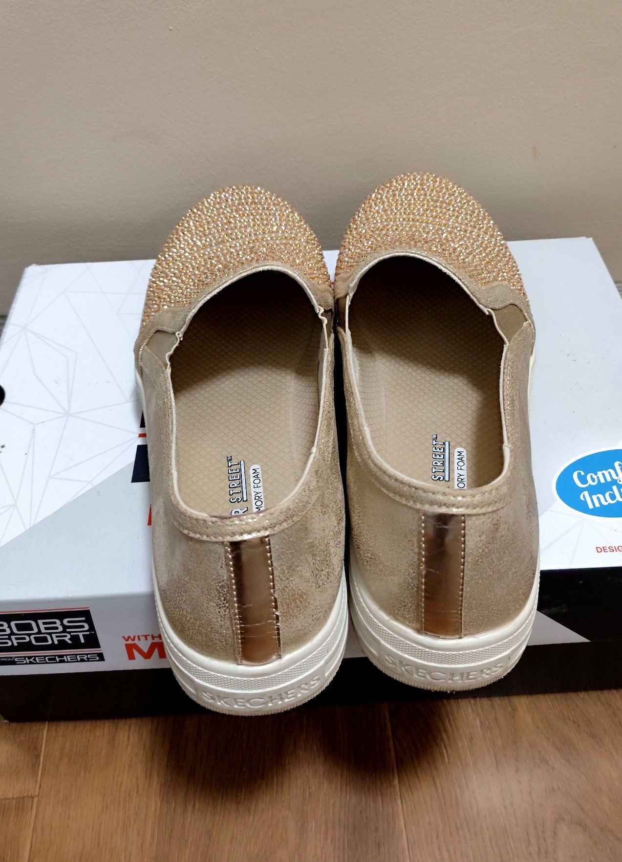 Дамски обувки Skechers