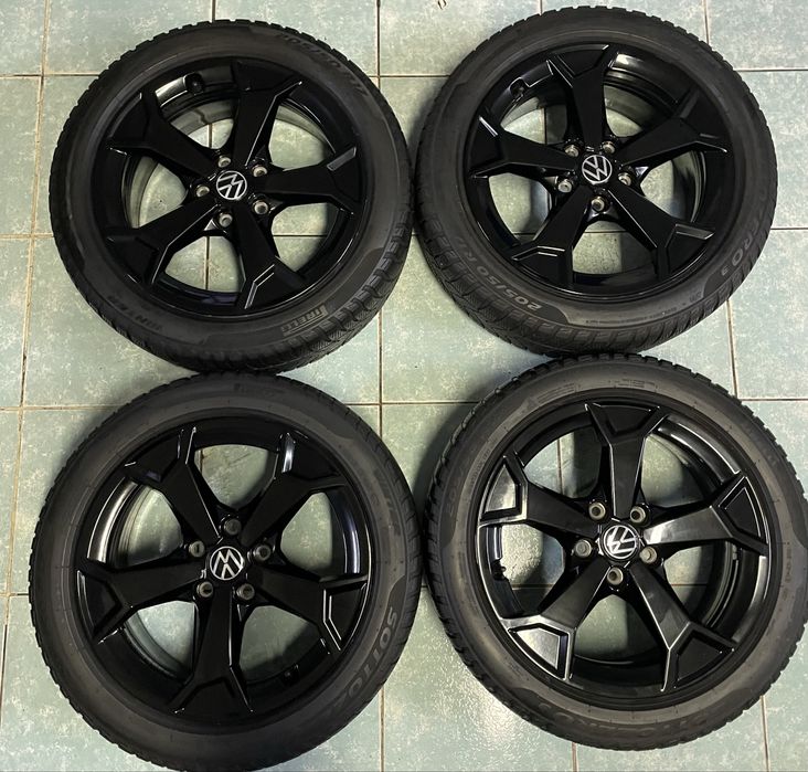 Set jante aliaj R17 VW Golf Passat Jetta 205/50/17 Pirelli iarna