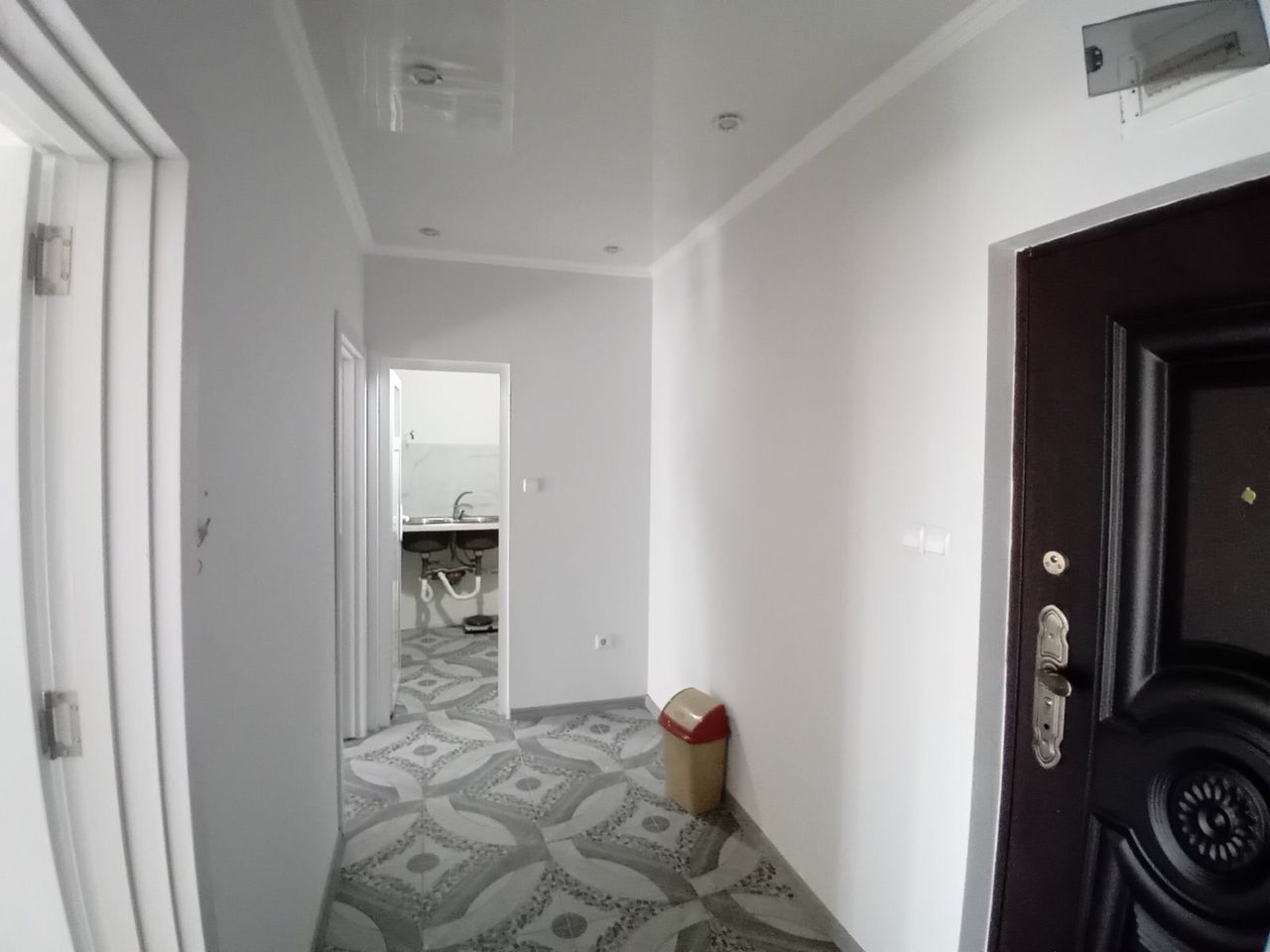 Продава се Двустаен апартамент в Добрич, Център - 55 кв.м за 640 €/кв.м - Снимка #1
