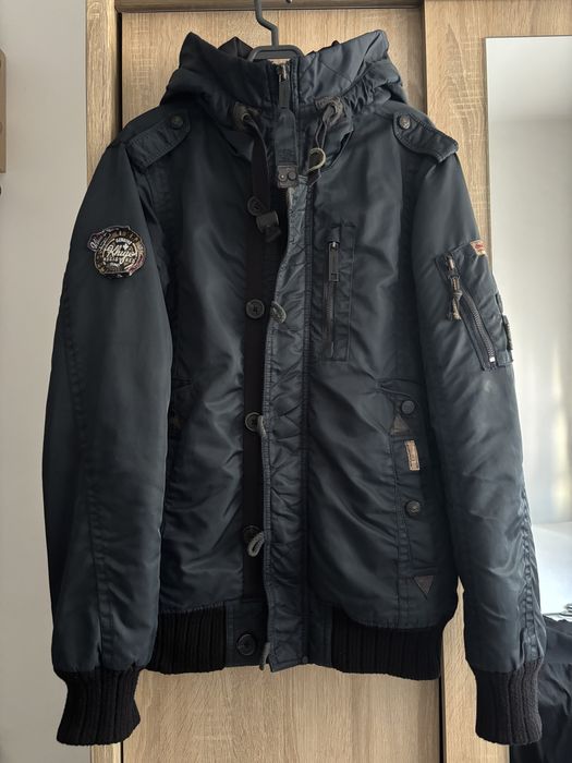 Geacă de iarnă, Khujo!