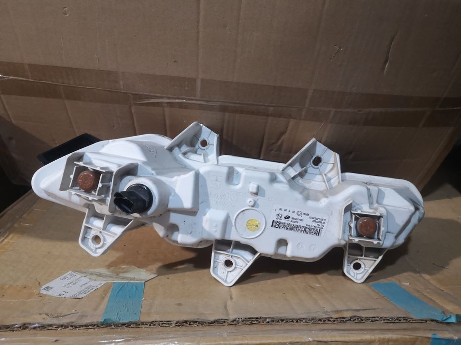 DAYLIGHT STANGA peugeot 2008 208, 9824241480
STELLANTIS