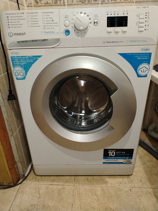 Продам машинку загрузка на 6 кг