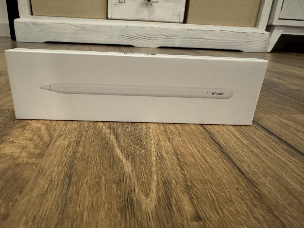 Apple Pencil  usb-c model a3085 , nou, sigilat.