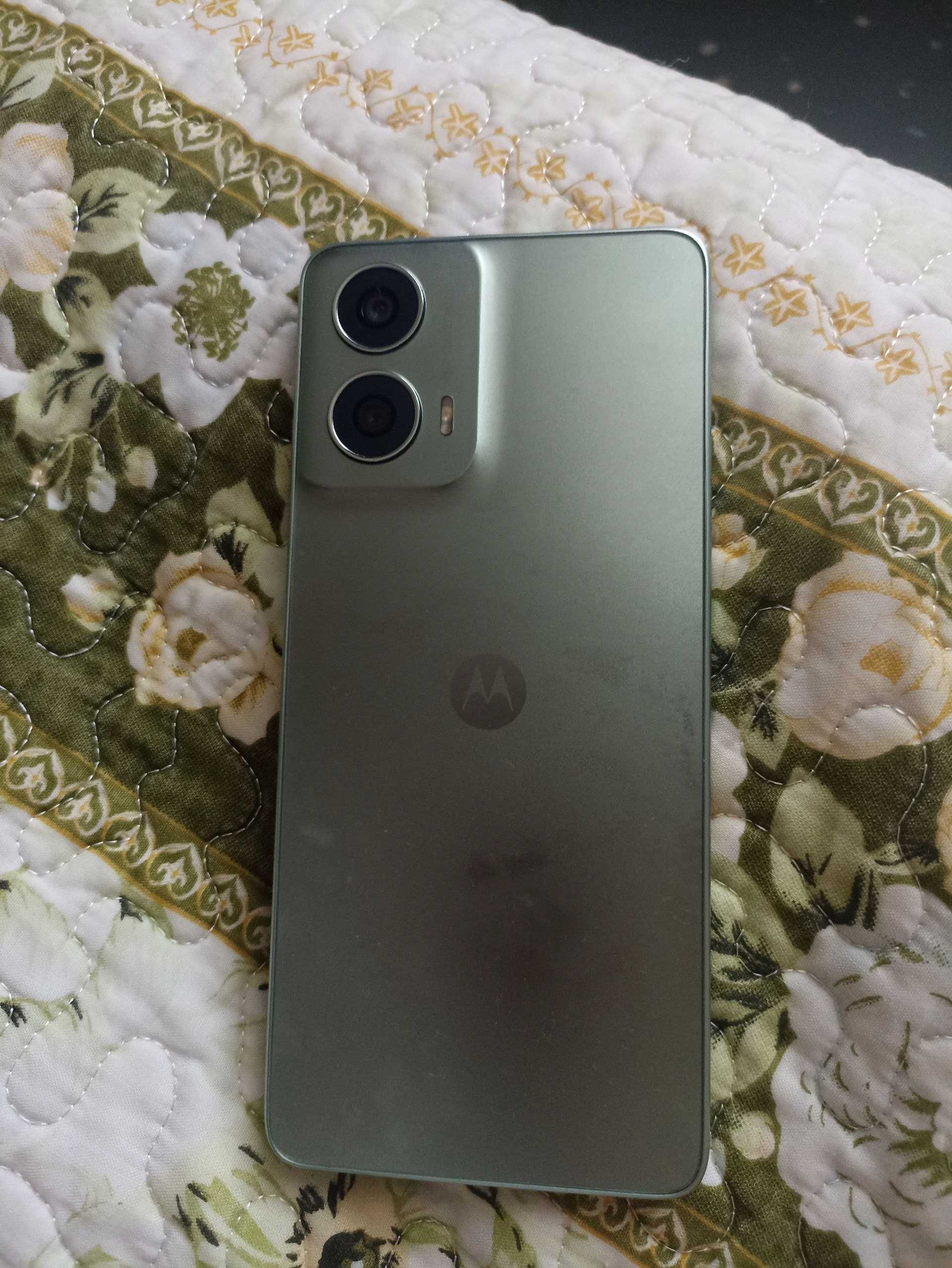 Продаю Motorola G24 (8/128 ГБ)