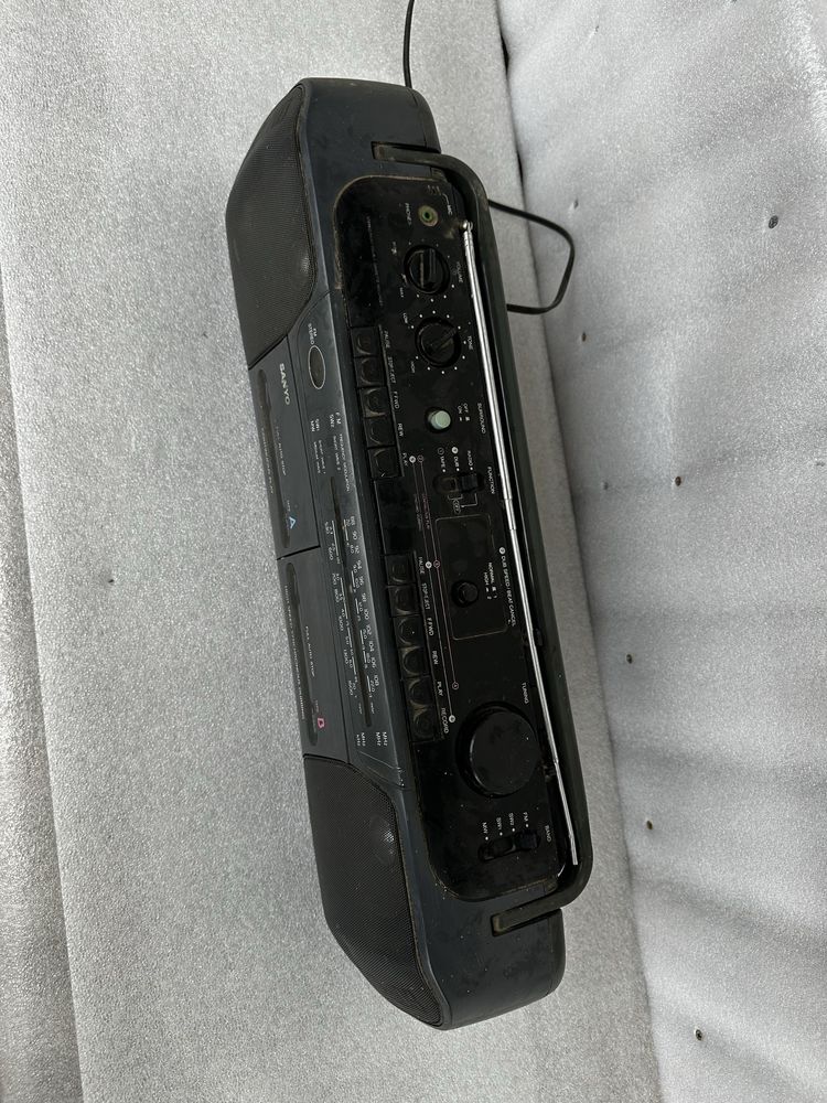 Двукасетен радиокасетофон Sanyo MW731 K