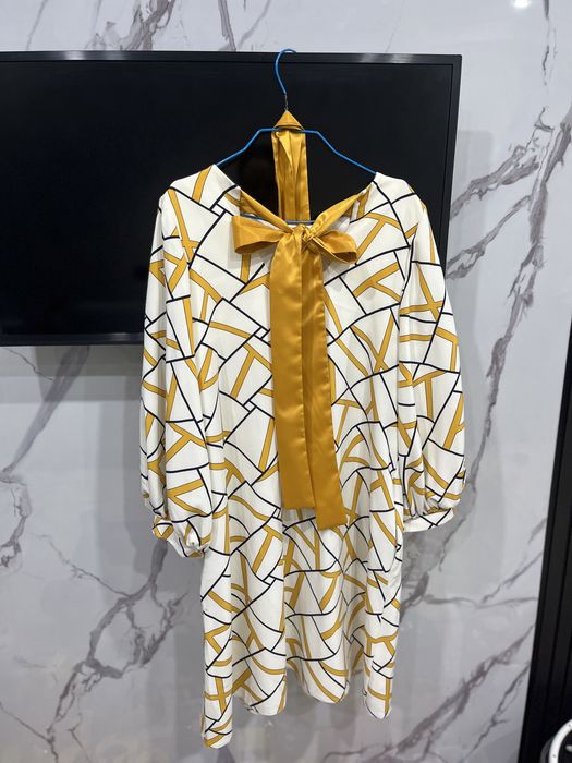 Платье новое размер 42-44