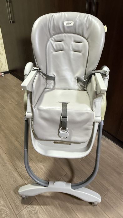 Детский  стульчик для кормлени