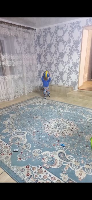 Продам ковер в хорошем состоянии