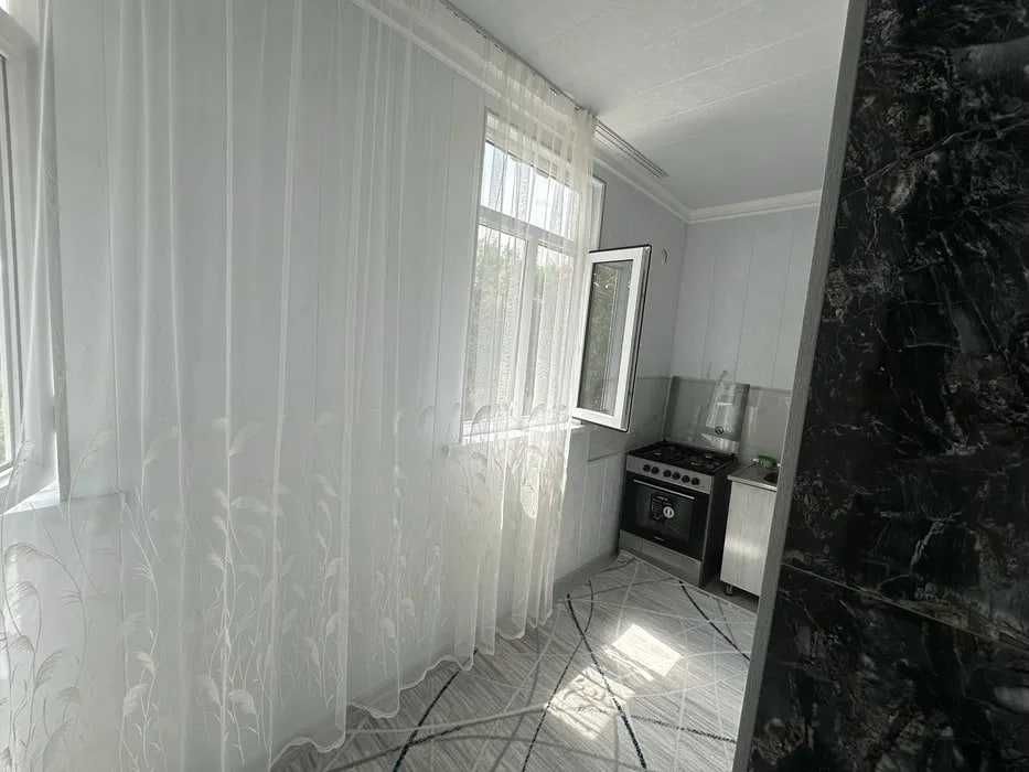 СРОЧНО! сдается квартира Мирабад Чилонзор 20 2/4/4 50 кв.м 500$