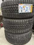 Гуми за кола 245 40 19 Pirelli