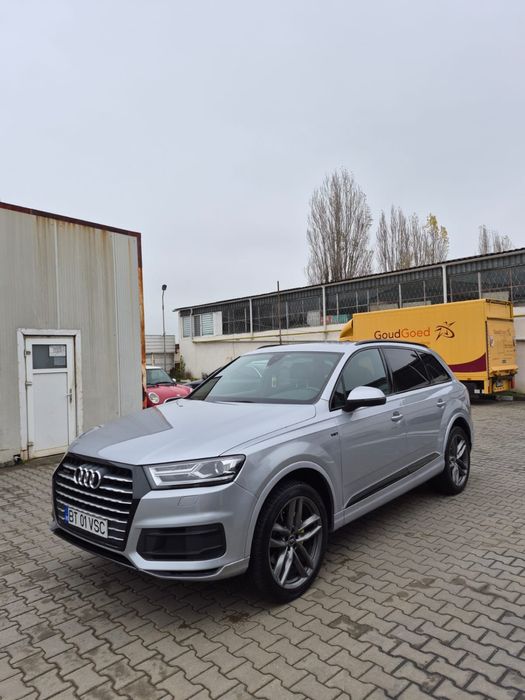 Audi Q7 pachet S-line