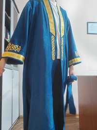 Казахский чапан с головным убором