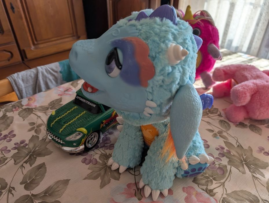 Jucarii plus Noriel Pets Pisica umblatoare Dragon Fur Real Friends