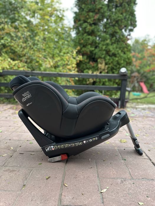 Scaun auto Britax Romer Dualfix M I-Size Rotativ 360° - 61-105 cm