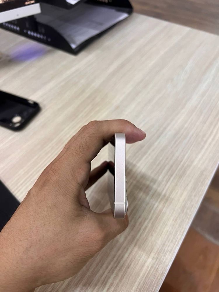 iPhone 13 mini IDEAL kelishamiz