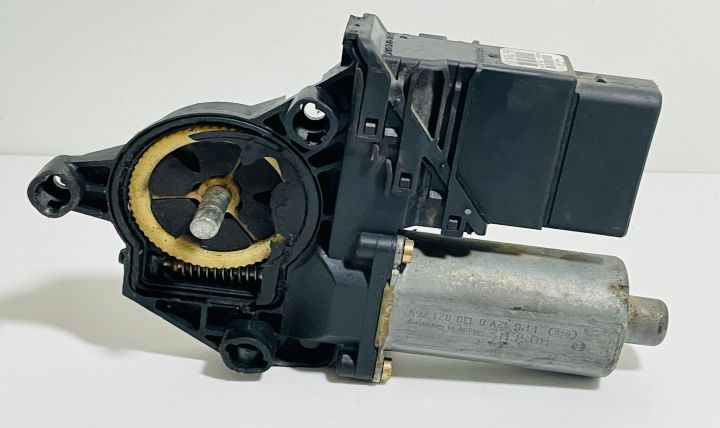 Motoras macara geam dreapta spate 101438203/0130821766 Audi A4 B6