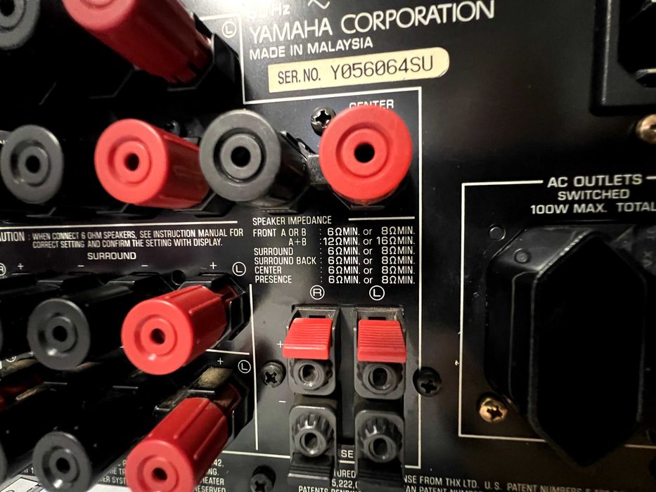 Amplificator Yamaha 120 watts RMS x 7 channels (8 ohms), RX-V2400