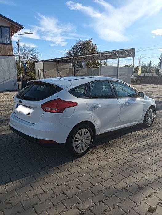 Vând Ford Focus an fab 2016 (euro 6)
