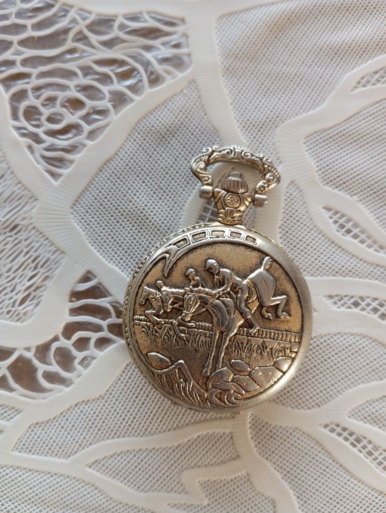 Джобен часовник без верижка