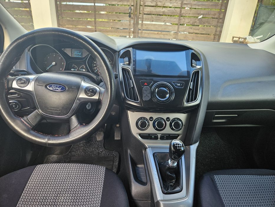 Vând Ford focus. 1.6 diesel  euro 5 .2010