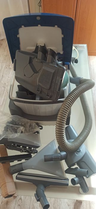 Перяща прахосмукачка Zelmer 1600W