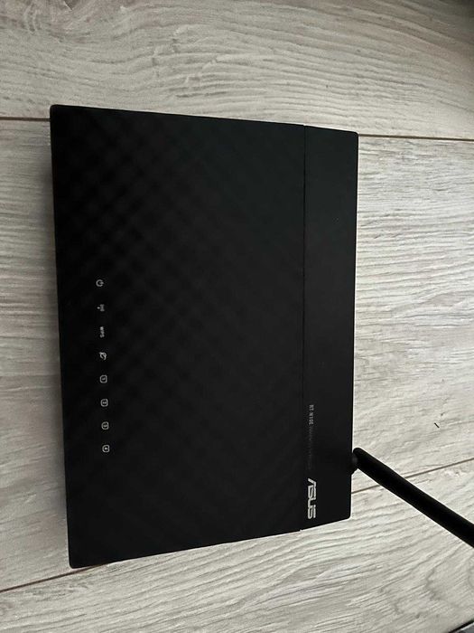 Router ASUS RT-N10E
