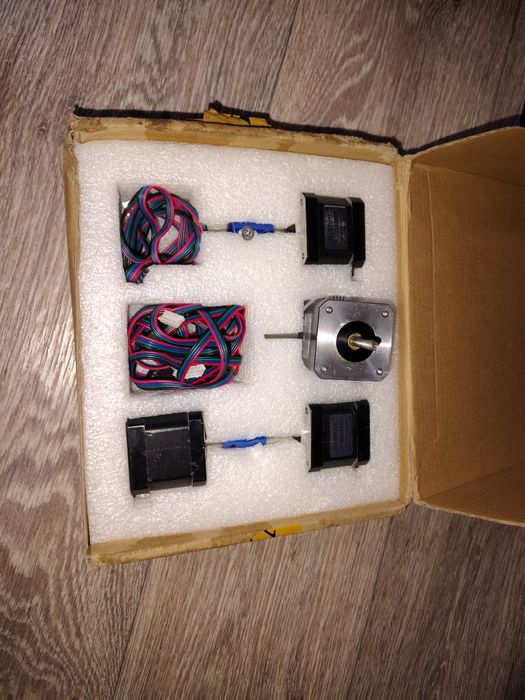 Шаговый мотор nema 17