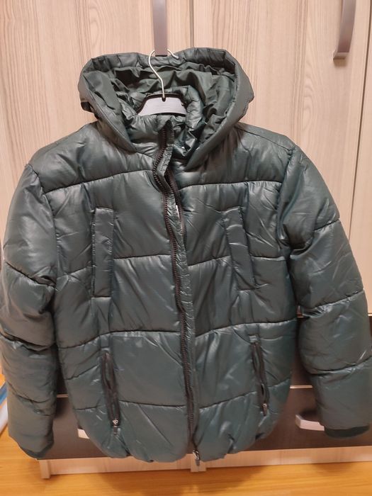 Geci noi cu eticheta