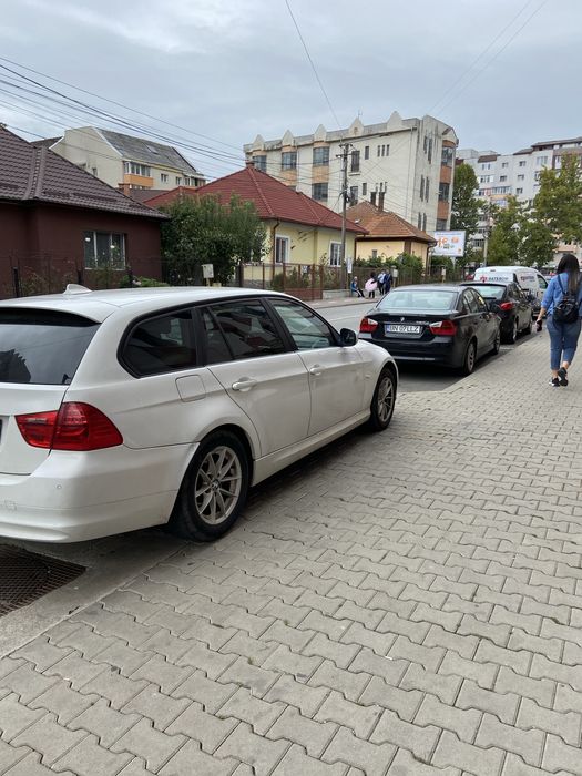 Bmw seria 3 din 2010