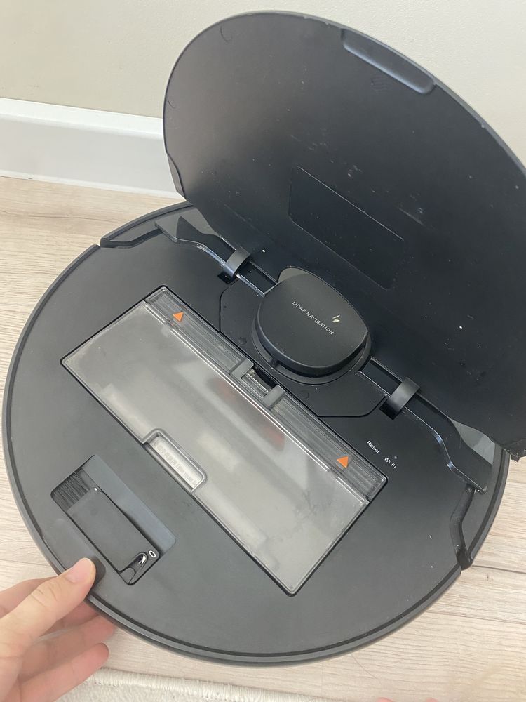 DreameBot D9 max робот пылесос
