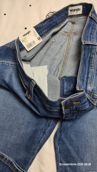 Blugi WRANGLER, Originali, model River 881,măsura W36L30,NOI