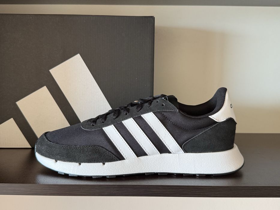 adidas Run 60s 2.0/ 42.5номер 27см Стелка Нови с Кутия