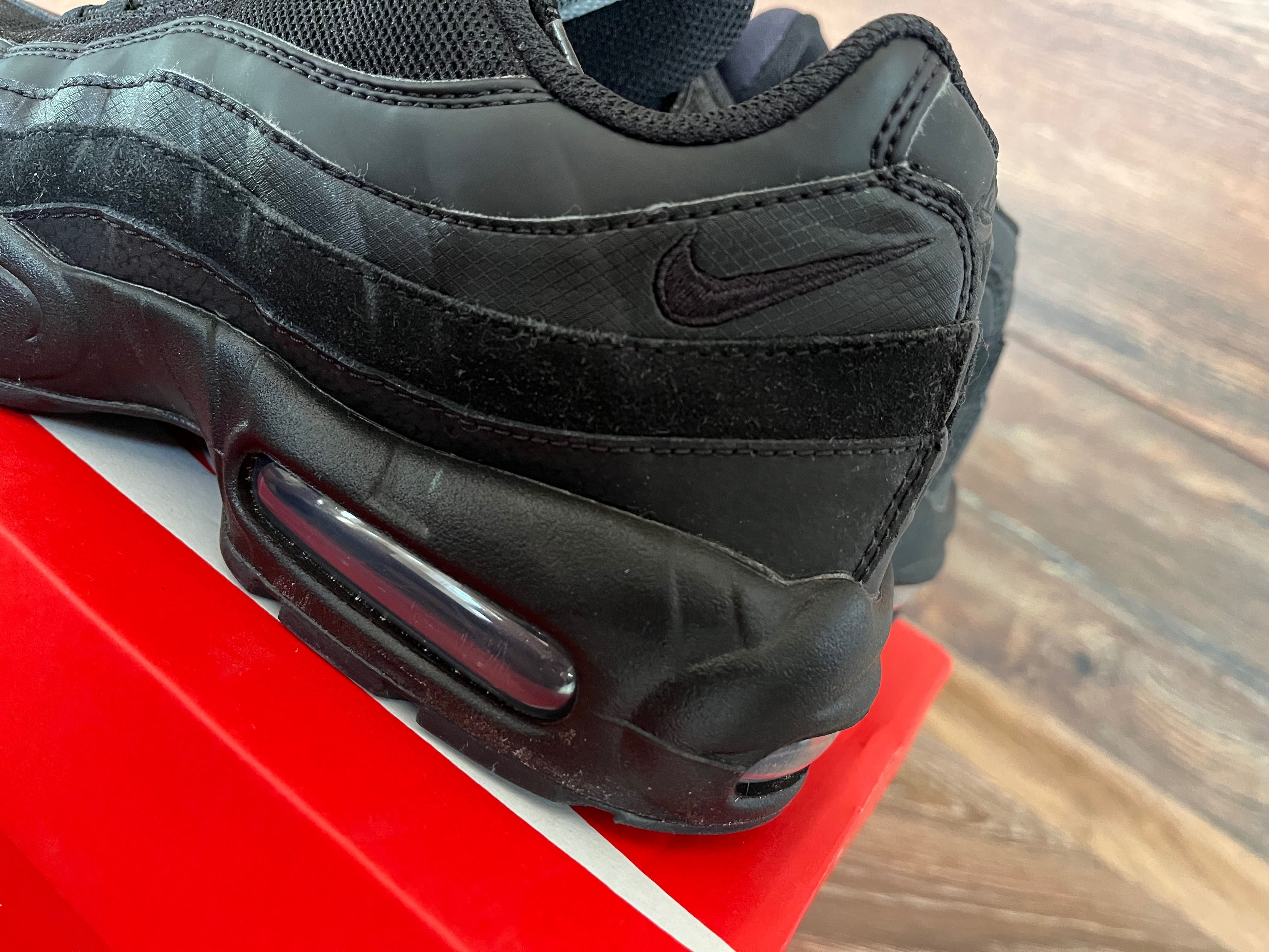 маратонки nike air max 95