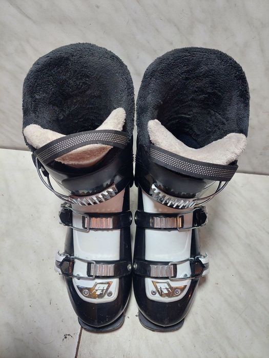 Clapari ski schi Tecnica mondo 25-26,5 corespunde mărimii 38,5-39,5