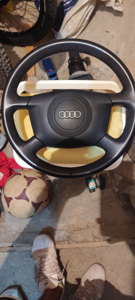 Audi A6 c5 волан