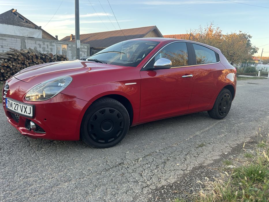 Vînd Alfa Romeo julieta 2013