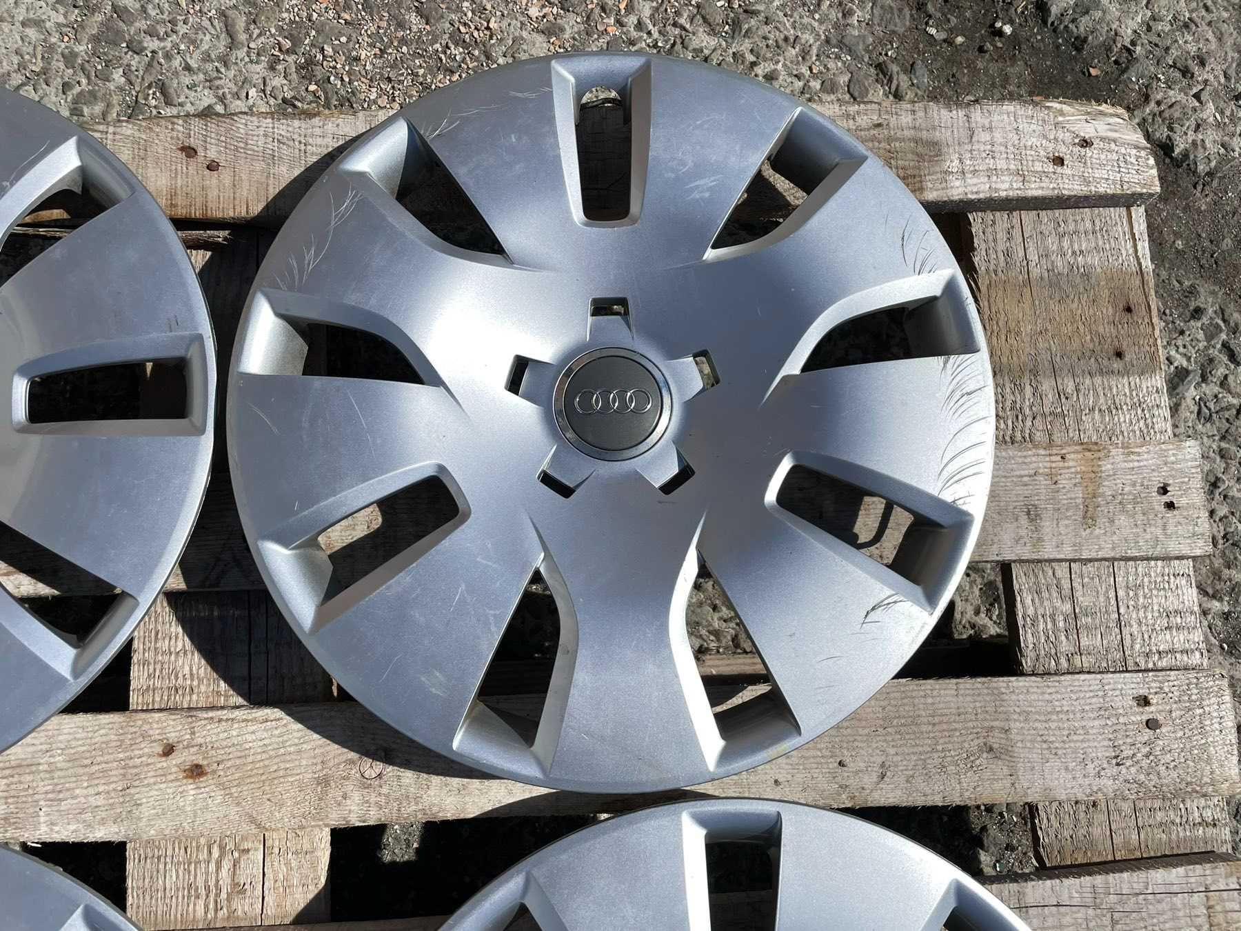 16 цола Тасове за Audi A4 B8 Ауди А4 8K0601147