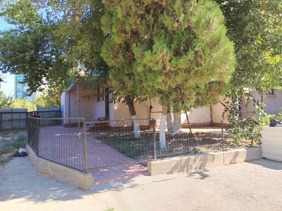 3 noxali uy sotiladi