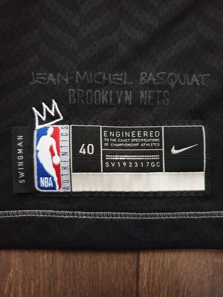 Maieu/Jersey baschet Kyrie Irving Brooklyn Nets Jean-Michel Basquiat