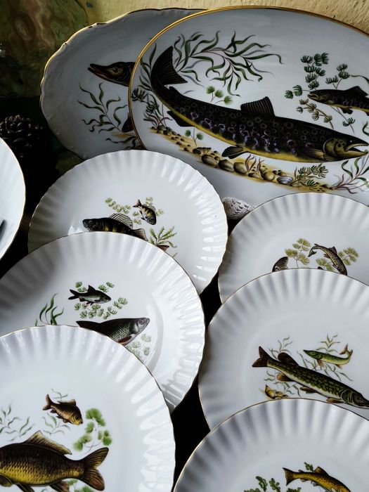 Рибен сервиз за хранене