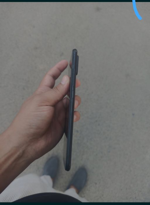 Redmi 6 x oynasi singan