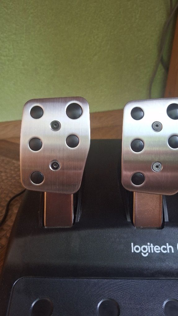 Гейминг волан Logitech G29