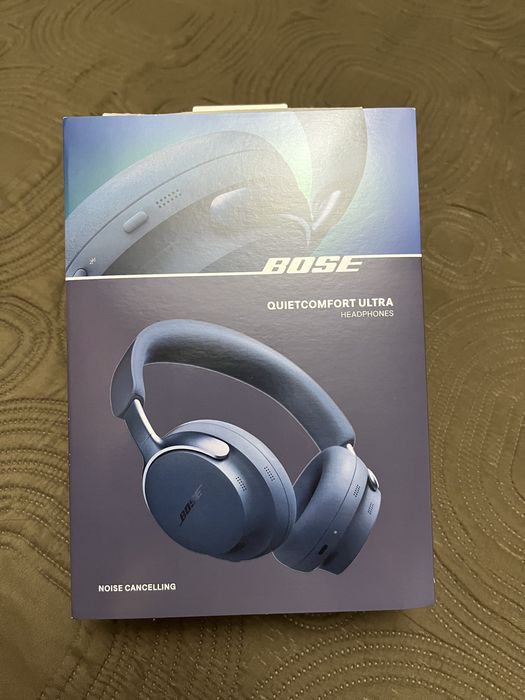 Bose Quietcomfort Ultra Headphones - Lunar Blue