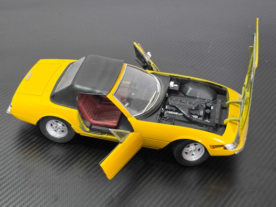 Macheta Auto 1/18 Solido Ferrari 365 GTS Cabrio Galben