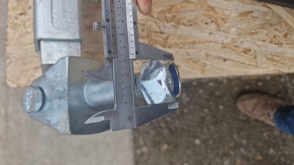 Ancora stabilizator pentru tractoare Case.

Compatibila cu urmatoarele