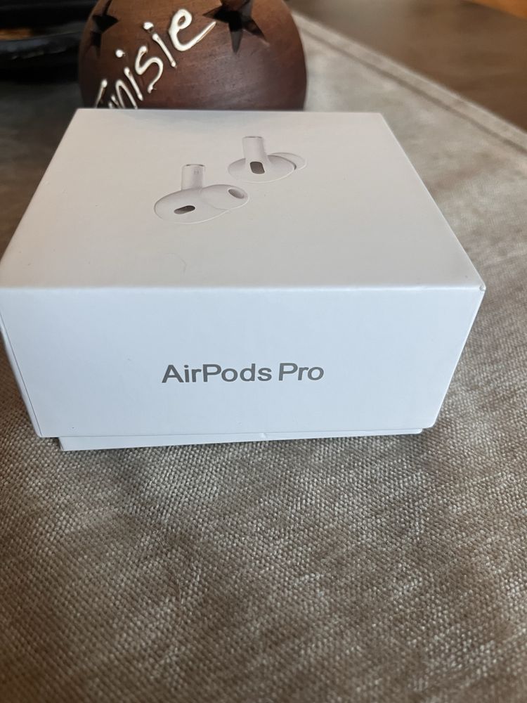 Продавам слушалки AirPods Pro